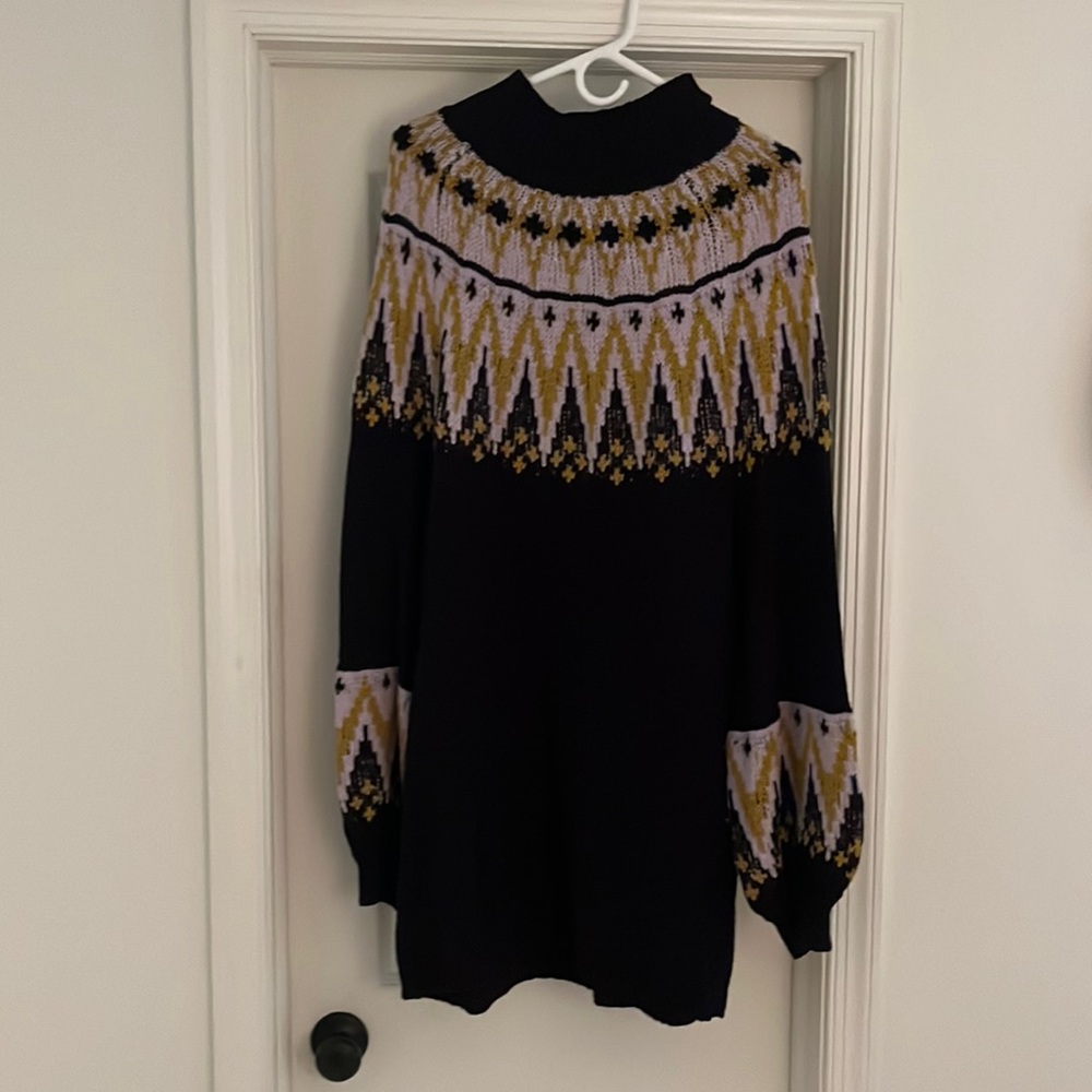 Free people sweater dress/ tunic size medium